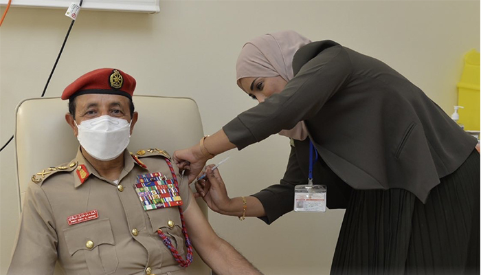 Commanders of Sultan's Armed Forces receive COVID-19 vaccine