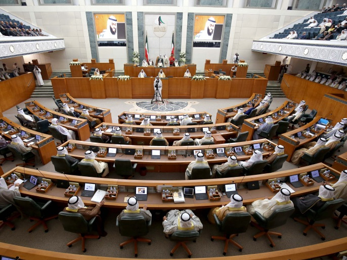 صحيفة الرأي: صحيفة: أنباء عن استقالة الحكومة الكويتية خلال 48 ساعة
