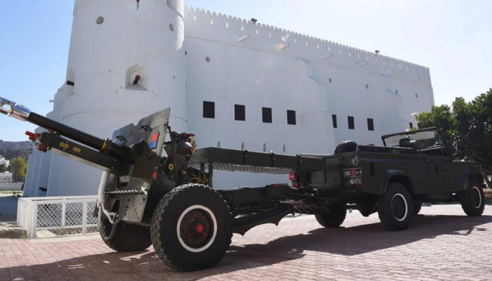 متحف قوات السلطان المسلحة يحتضن السيارة والعربة التي نقلت جثمان سلطاننا الراحل قابوس بن سعيد