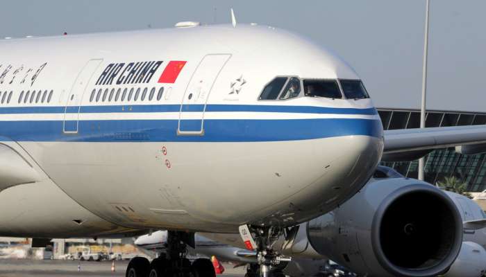 الصين تواصل تعليق رحلاتها الجوية من وإلى بريطانيا