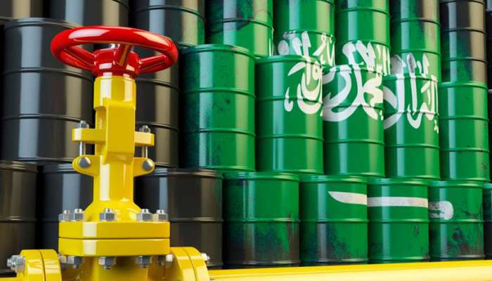 بلومبيرج: السعودية تخفض إمدادات النفط إلى أوروبا وآسيا