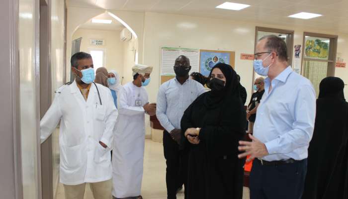 وفد من اليونسيف يزور الخدمات الصحية بمحافظة ظفار
