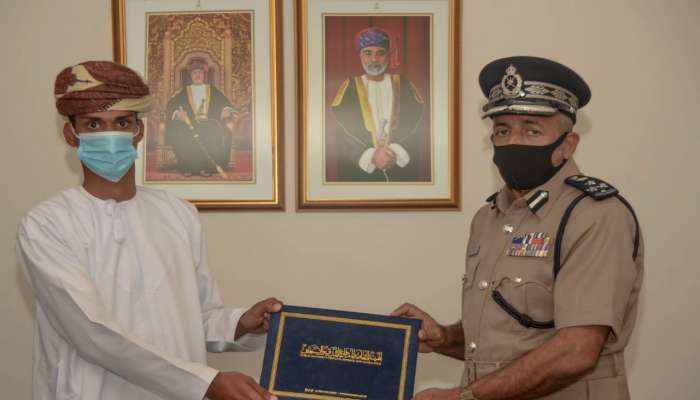 Citizen honoured for saving 2 children from drowning in Oman