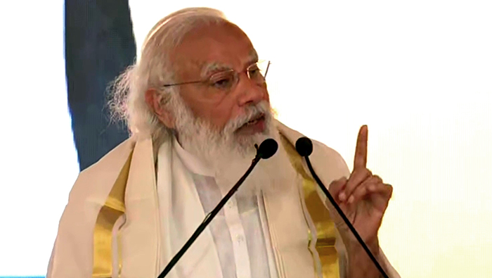 Prime Minister Modi praises Indian diaspora in Gulf