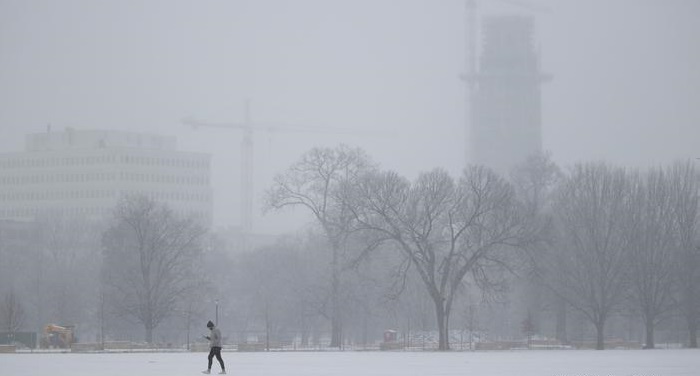 US winter storms delay vaccine distribution
