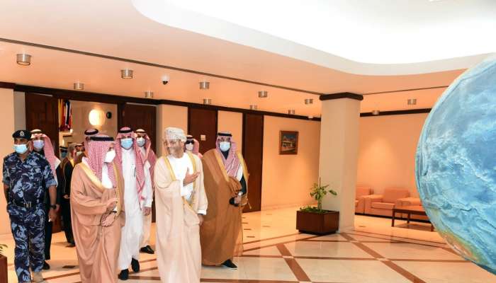 Oman, Saudi Arabia hold bilateral consultations