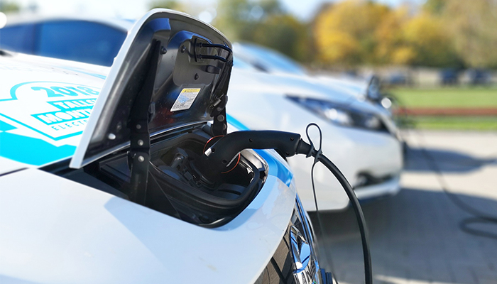 Soaring demand accelerates growth and risks for EV battery makers