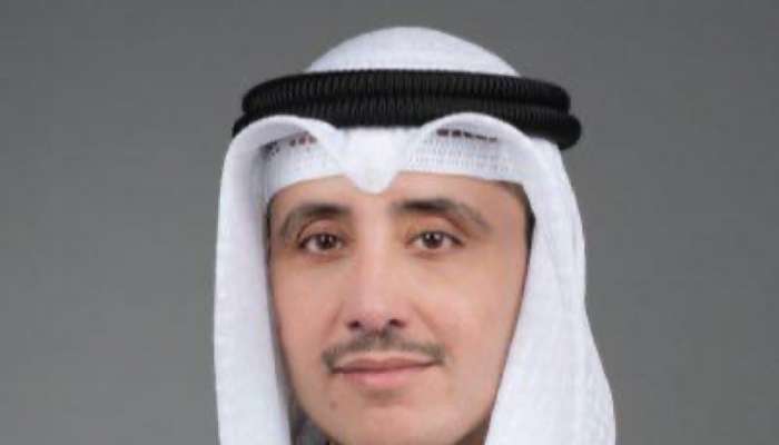 وزير الخارجية الكويتي يصل السلطنة