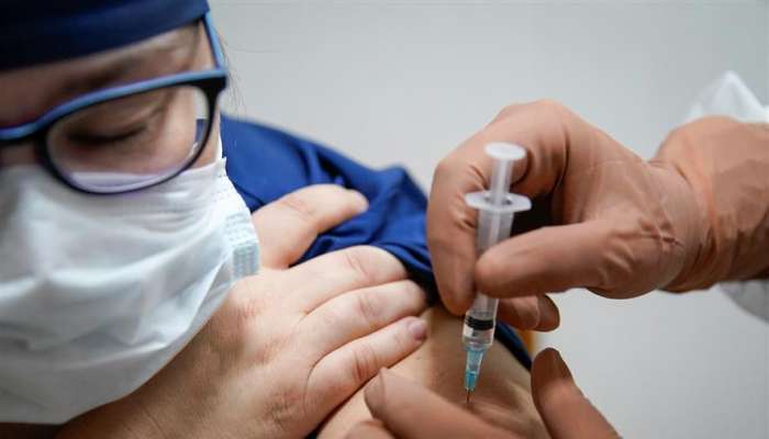 الفلبين تبدأ حملة التطعيم ضد كوفيد19
