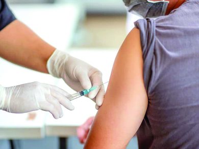فيتنام تبدأ التطعيم ضد كوفيد- 19
