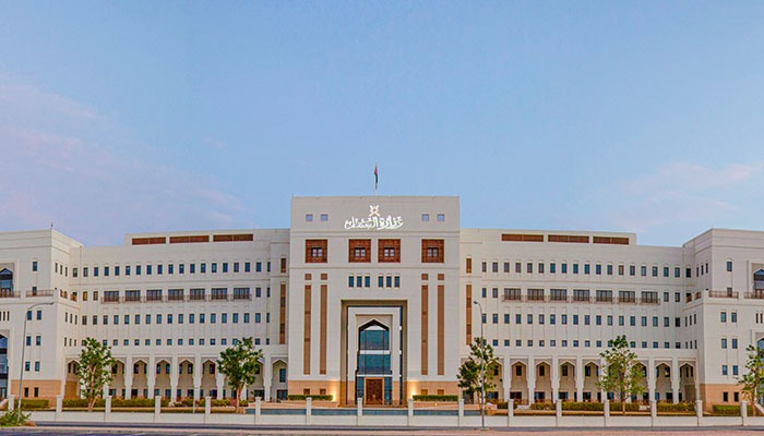 Oman's Labour Ministry clarifies procedure for job applications