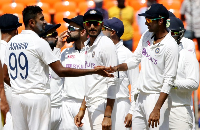Kohli and boys look to claw their way back after disappointing start