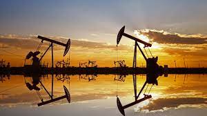 أسعار النفط تنخفض لليوم الخامس على التوالي