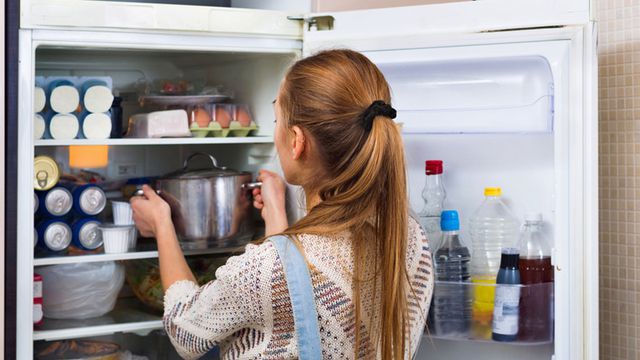 لتجنب مشاكل صحية… ما مدة صلاحية الدجاج المطبوخ في الثلاجة؟