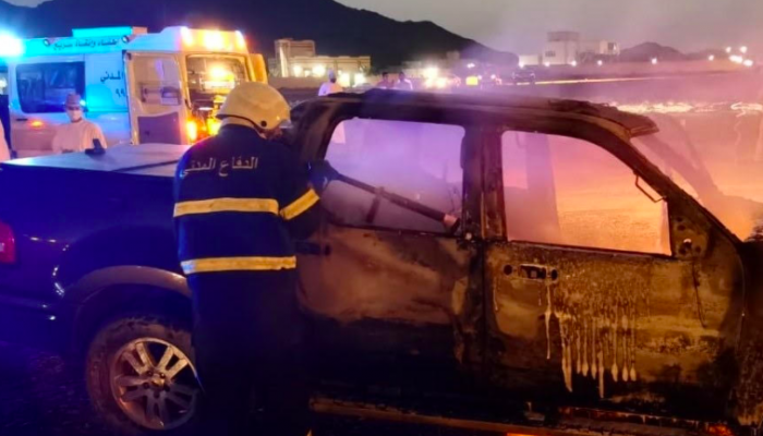 Fire breaks out in a vehicle, no injures reported