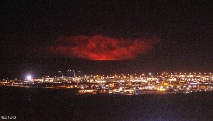 بعد 40 ألف زلزال و900 عام من الخمود.. ثوران بركان في أيسلندا