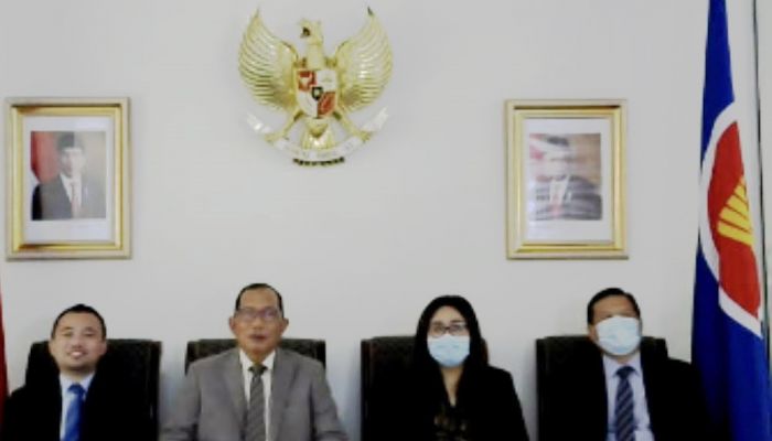 غرفة ظفار تنظم لقاءً افتراضيًا مع السفارة الإندونيسية