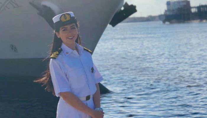 هل تسببت أول قبطانة مصرية في حادث قناة السويس؟