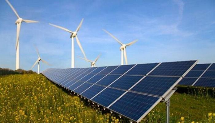 السلطنة تؤكد تنفيذها خططا للاستثمار في الطاقة النظيفة والمتجددة