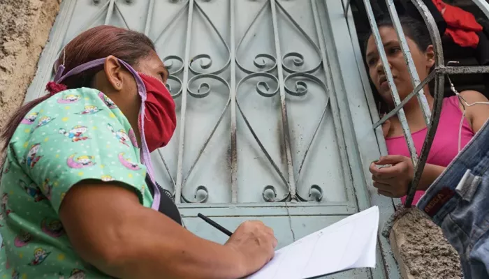 وضع علامات تمييزية على منازل المصابين بكورونا في فنزويلا