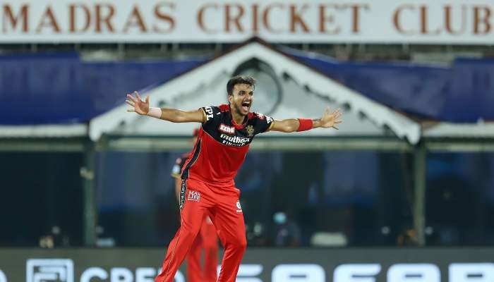 Harshal, De Villiers shine in RCB's nervy win over Mumbai Indians