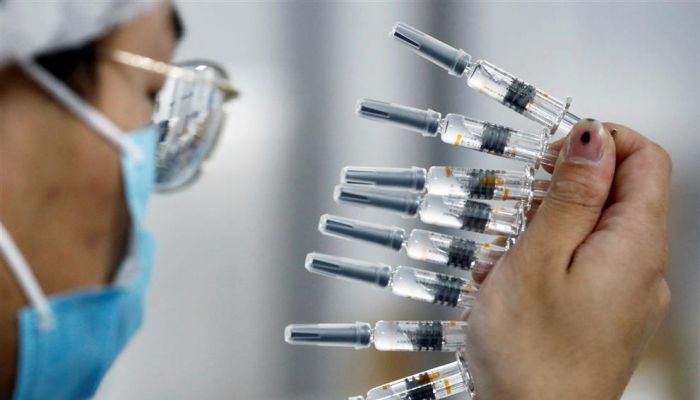 الصين تدرس خيار مزج اللقاحات لتوفير المزيد من الفاعلية ضد كورونا