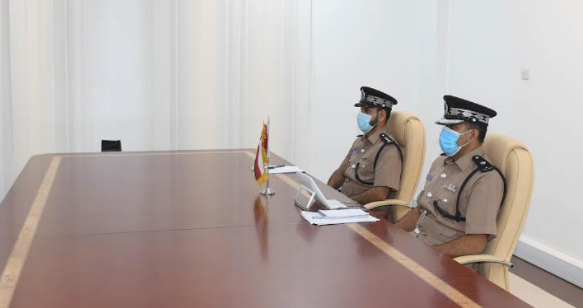 شرطة عمان السلطانية تشارك في اجتماع خليجي للفريق الفني للبطاقة الذكية
