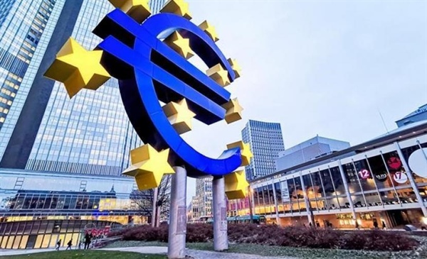 تراجع اقتصاد منطقة اليورو بنسبة 0.6%