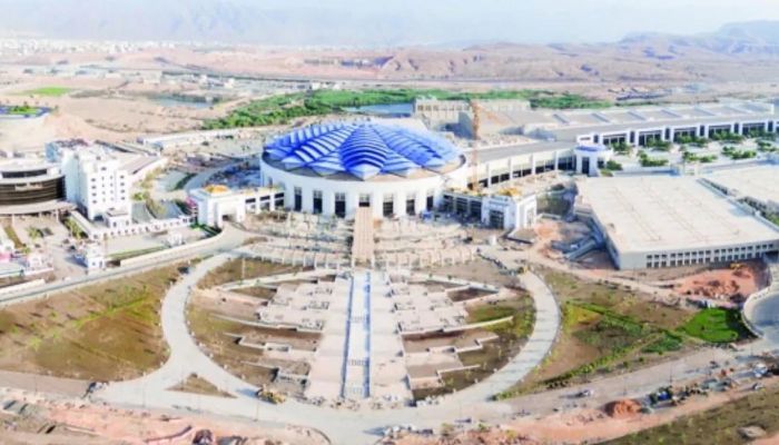 تجهيز مركز عمان للمؤتمرات والمعارض ليكون مركزًا للتحصين