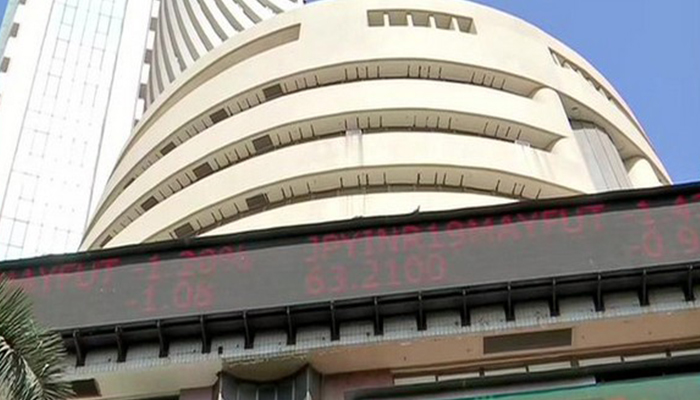 Indian equity gauges volatile, pharma and FMCG scrips gain