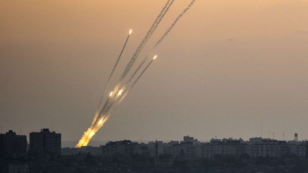 الإعلام العبري: عسقلان تعرضت لثلاثة أضعاف الصواريخ التي تعرضت لها عام 2014