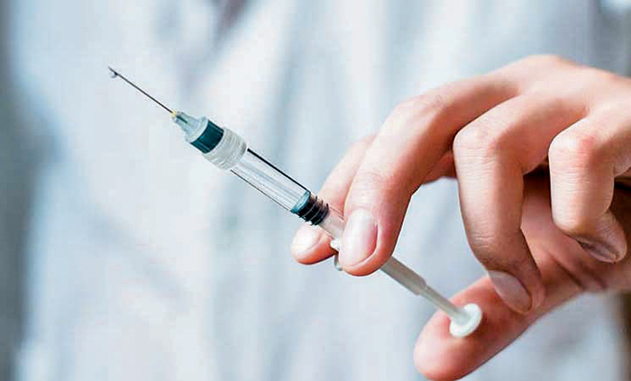 Private hospitals in Oman prepare for COVID vaccination drive