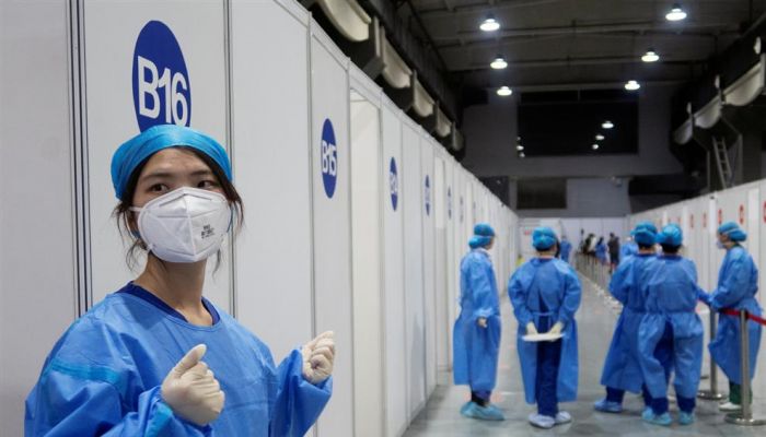 البر الصيني يسجل 15 إصابة جديدة بفيروس كورونا