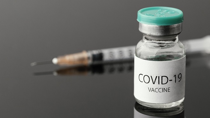COVID-19: Health workers in Oman’s South Al Batinah receive first jab