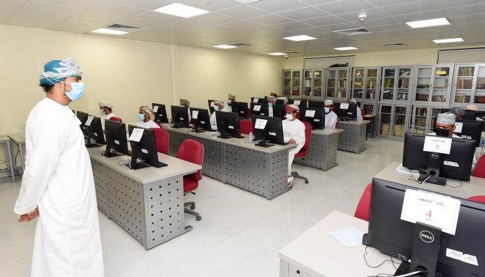 الادعاد العام  يجري اختبارات تحريرية للمتقدمين لشغل وظيفة ’معاون ادعاء عام’