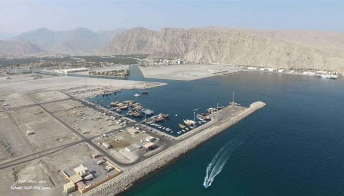 وزارة النقل: نمضي قدمًا في استكمال الإجراءات اللازمة لتطوير ميناء خصب