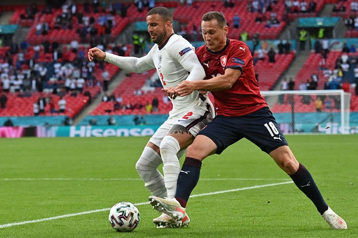 England beat Czech Republic to top group, Croatia reach Euro 2020 last 16