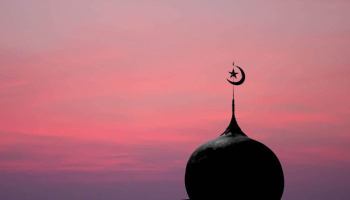 باستثناء الإسلام.. دراسة تكشف تراجعاً كبيراً لانتشار الأديان