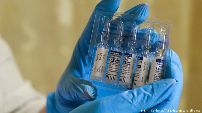 Moscow reports highest daily death toll, Luxembourg's prime minister  tests positive for coronavirus