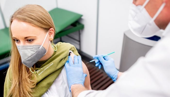 إعطاء 3.06 مليار جرعة من لقاح كورونا حول العالم