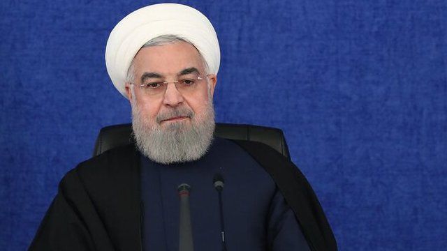روحاني قلق من موجة كورونا خامسة تضرب إيران