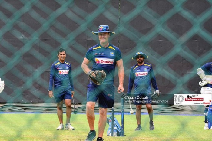 Sri Lanka batting coach Grant Flower tests positive for Covid-19