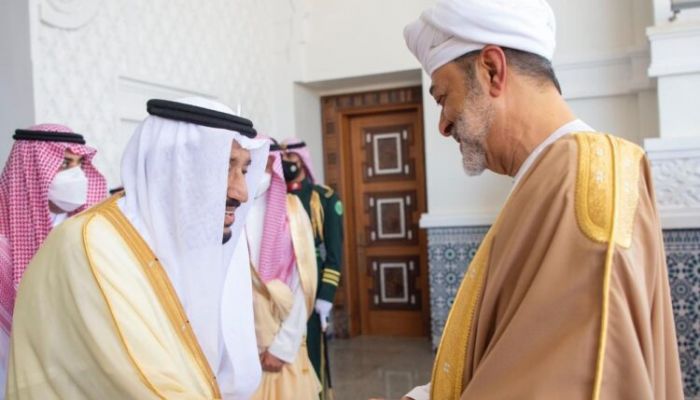 وزير الخارجية: زيارة جلالة السلطان للسعودية تطلق مرحلة هامة ومحورية من علاقات الجوار المتينة