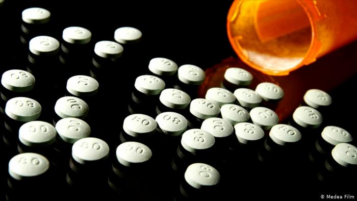 US opioid crisis: Drug firms agree $26 billion settlement