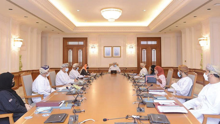 State Council discusses general budget, tenth five-year plan