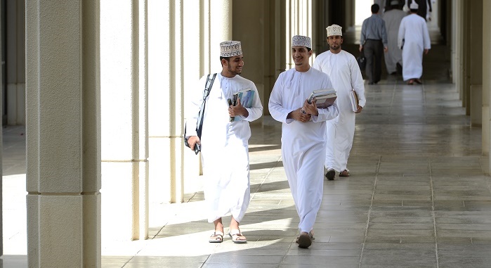 400 study-abroad scholarships given to Omani students this year