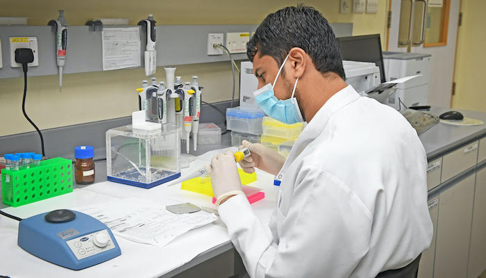 Oman hospital works on devices for blood disease diagnosis