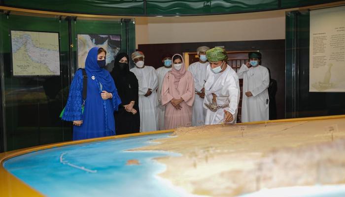 Oman's Honourable Lady visits museum, park