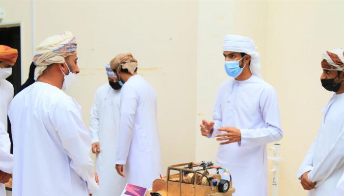 ختام برنامج 'إمضاء' للشركات الطلابية بجامعة التقنية بشناص