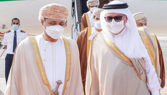Omani delegation arrives in Manama